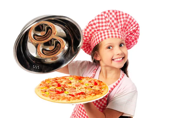 Young girl preparing homemade pizza — Stock Photo, Image