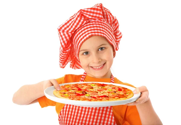 Dziewczynka przygotowuje pizzę domowej roboty — Zdjęcie stockowe