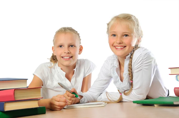Meisjes studeren op school — Stockfoto