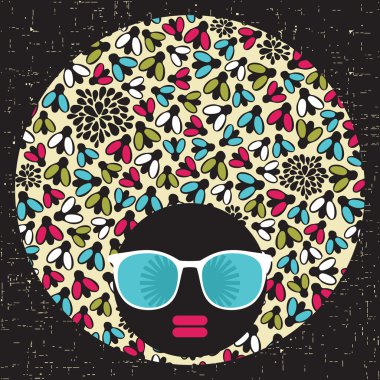 garip desen saçlı siyah baş kadın.