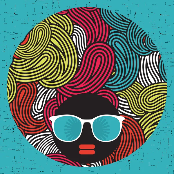 garip desen saçlı siyah baş kadın.