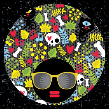 garip desen saçlı siyah baş kadın.