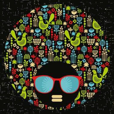 garip saçlı siyah baş kadın.