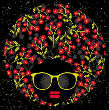 garip saçlı siyah baş kadın.