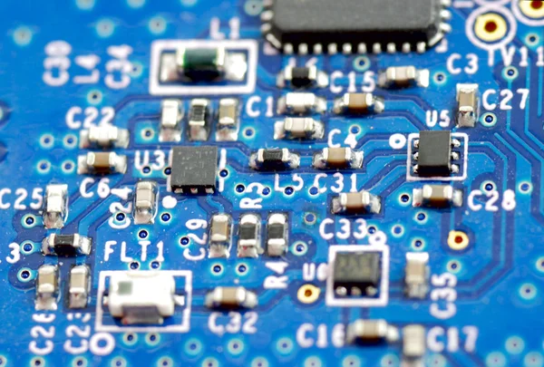 Elektroniska komponenter och enheter — Stockfoto