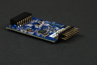 Elektronik komponentler ve cihazlar