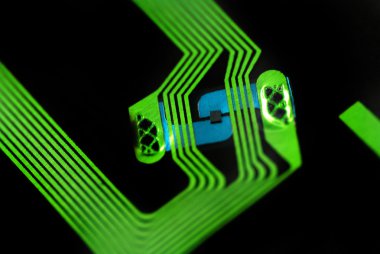RFID çipleri ve Etiketler