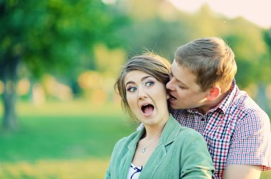 çiftler ortakları aşk, mutluluk ve romantik sahne