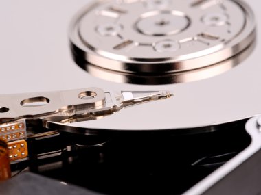 bilgisayar sabit disk closeup üstten görünüm fotoğraf açıldı