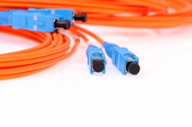 Fiber optik ağ kabloları