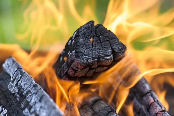 Burning wood — Stock Photo, Image