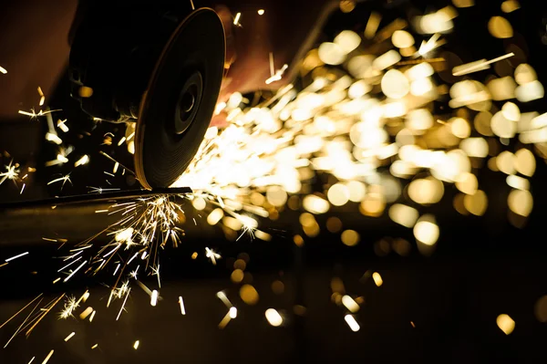 metal çelik boru taşlama