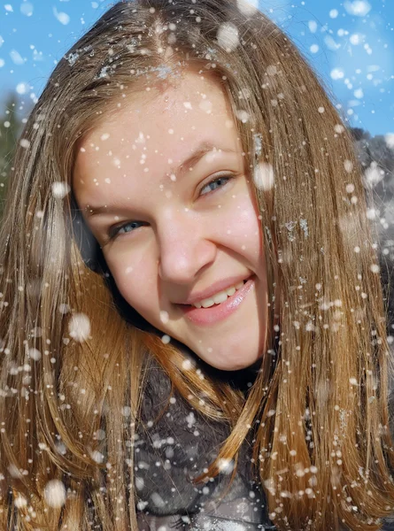 Wintermädchen — Stockfoto