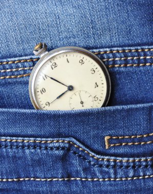 Mavi Jeans cebinde eski cep saati