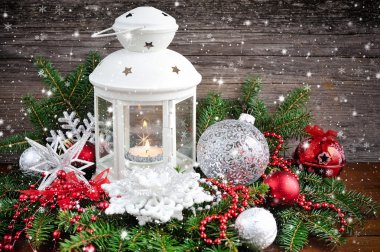 Noel kompozisyon ile fener