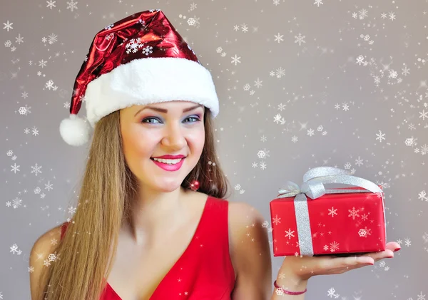 Portrait of beautiful sexy girl with Christmas gift — Stock Photo, Image