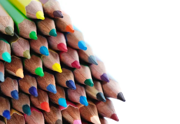 Närbild av färg pennor på vit bakgrund — Stockfoto