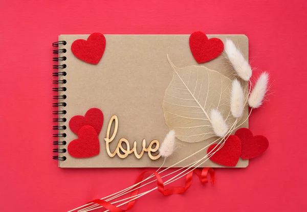 Background Your Greetings Valentine Day Word Love Notebook Felt Hearts — Stock Photo, Image