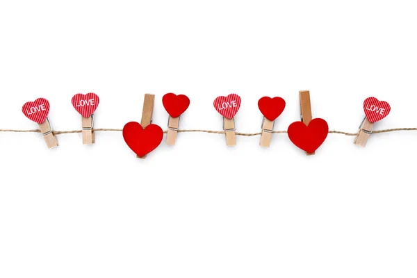 Espinhos Roupa Com Corações Vermelhos Corda Isolada Fundo Branco Vista — Fotografia de Stock