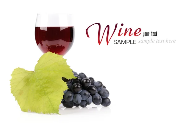 Ramo d'uva e bicchiere di vino — Foto Stock