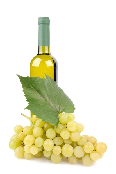 White wine bottle and grapes — Stock Photo, Image