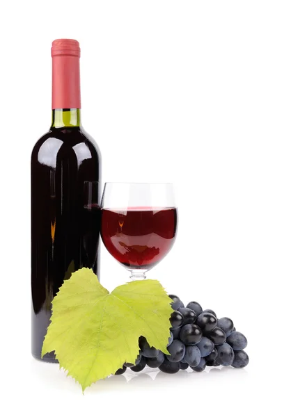 Бутылка вина, стекло и виноград — стоковое фото