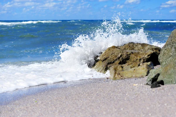 Stranden våg — Stockfoto