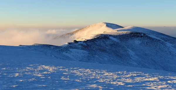 Montaña de invierno — Foto de Stock