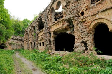 Eski kale Harabeleri