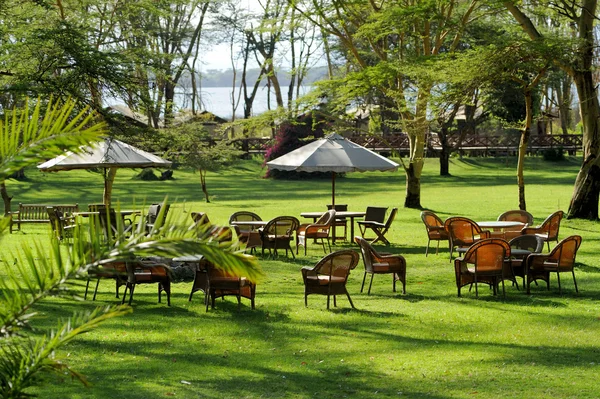 Cadeiras Lounge perto do hotel — Fotografia de Stock
