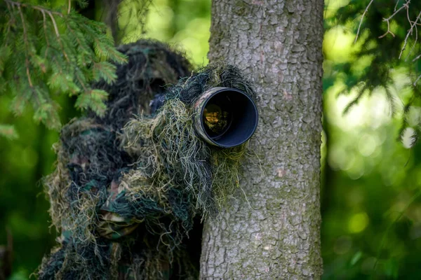 Fotógrafo Vida Silvestre Traje Camuflaje Ghillie Verano Trabajando Naturaleza —  Fotos de Stock