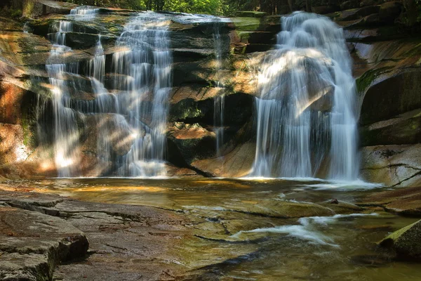 Waterfall — Stock Photo, Image