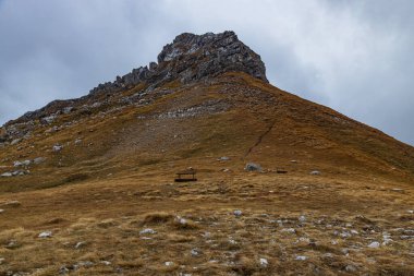 Karadağ Durmitor Ulusal Parkı 'nın hakim dağ manzarası