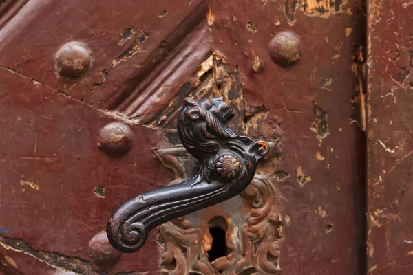 Altes Metall Und Rostige Tür — Stockfoto