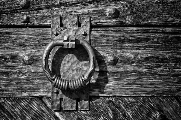 Knocker Old Wooden Door — Stock Photo, Image