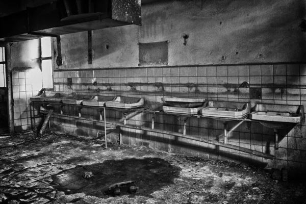 Παλιό Εγκαταλελειμμένο Εργοστάσιο Αστικό Υπόβαθρο — Φωτογραφία Αρχείου