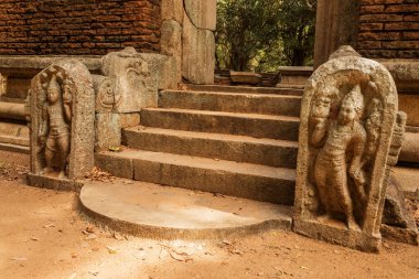 Sri Lanka Anuradhapura, ancient city, Kuttam Pokuna detail stairs