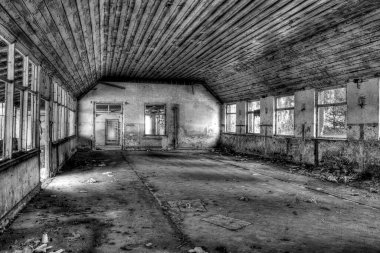 Eski terk edilmiş fabrika, şehir geçmişi 