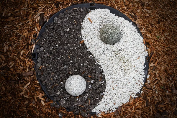 Yin Yang Hecho Pequeñas Piedras — Foto de Stock