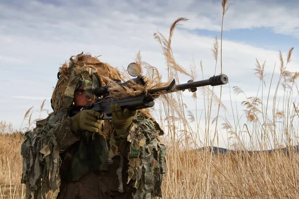 Sniper Camouflage Grass — Stok fotoğraf