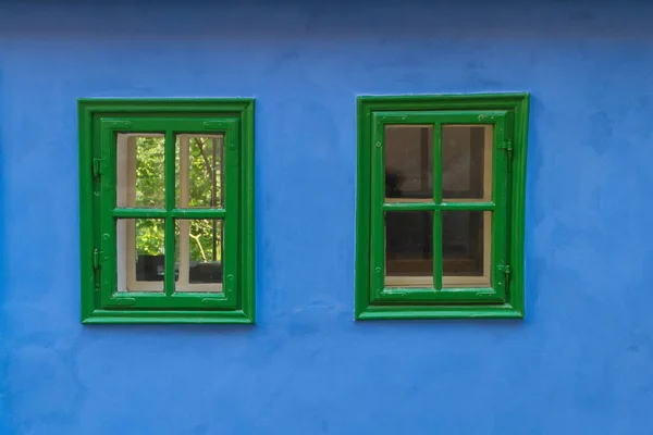 Wooden Windows Old Village House — Stockfoto