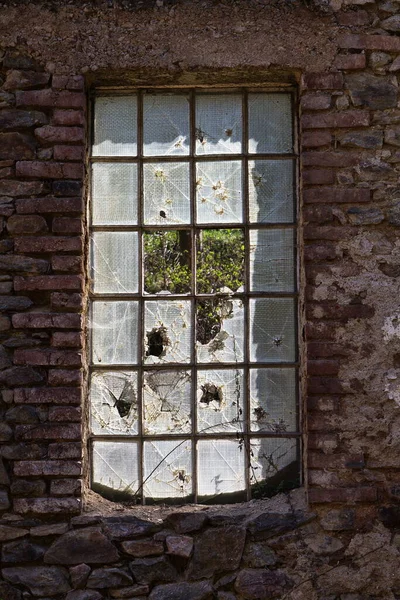 Παλιό Παράθυρο Ύφασμα Τοίχο Από Τούβλα — Φωτογραφία Αρχείου