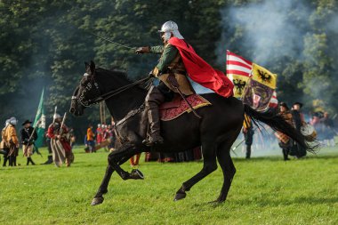 PRAG CZECH Cumhuriyet - 17 Eylül 2022: 30 Yıl Savaşları 'ndan halk için yapılan gösteriler.