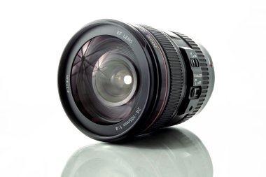 objektif fotoğraf ve videolar