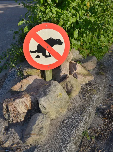 Geen plaats uitlaatsysteem voor honden teken — Stockfoto