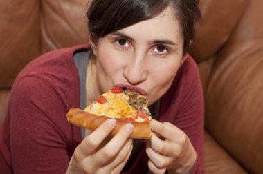 Woman who eats pizza