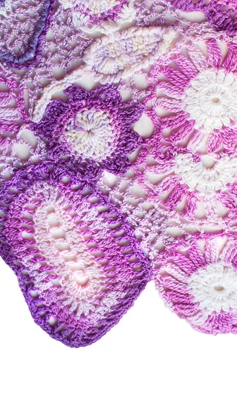 Violet Beyaz Arka Planda Çiçekler Ördü Örülmüş Doku Metin Için — Stok fotoğraf