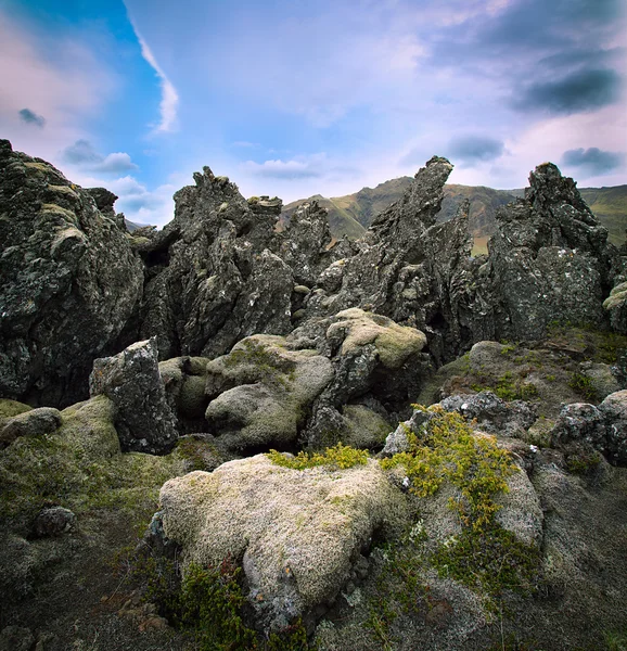 Paisagem de lava de basalto vulcânico — Fotografia de Stock