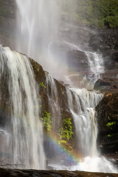 Arcs-en-ciel au pittoresque Wentworth Falls Blue Mountains — Photo