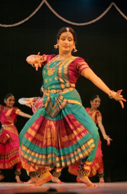 SMT Hakan sainath bharatanatyam gerçekleştirir